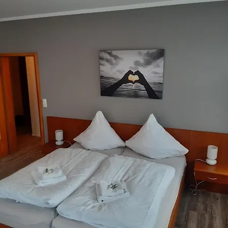 Landhaus Guest house *